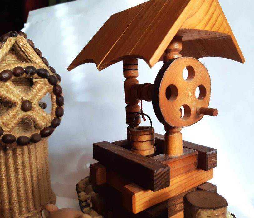 2 fântâni decorative, artizanale, vechi + pietre semiprețioase