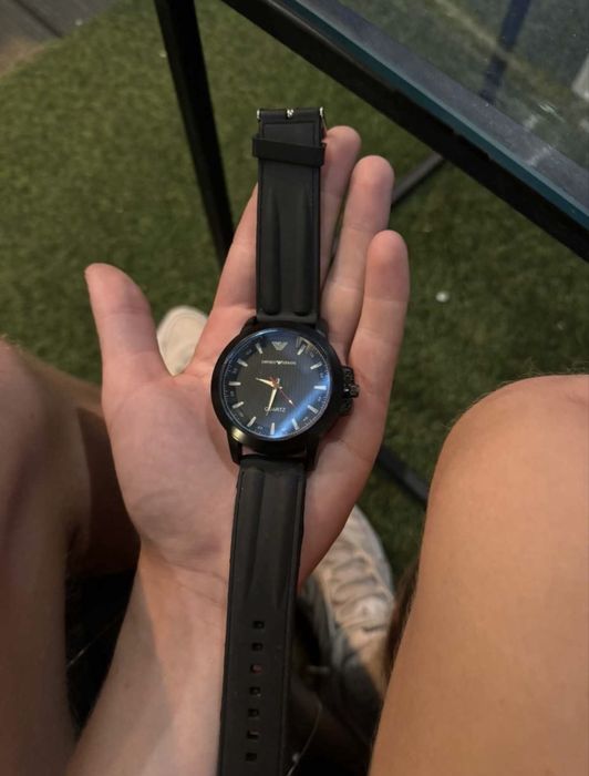 Emporio Armani Часовник !