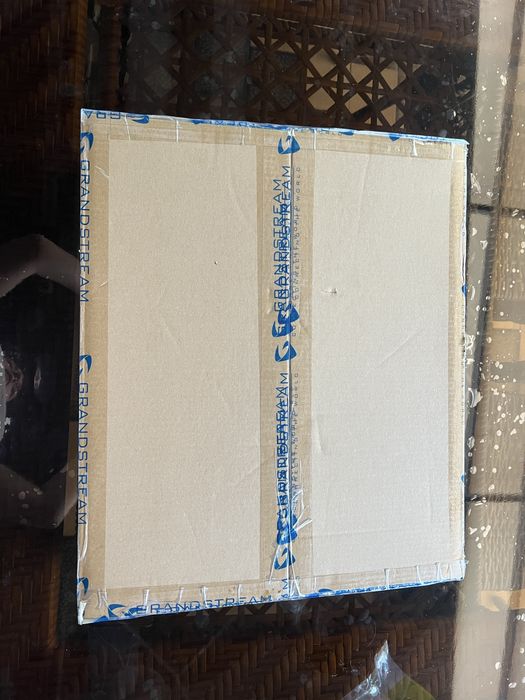 Продается Grandstream GWN7813P