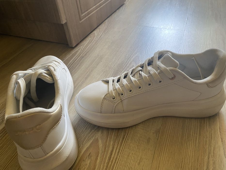 Adidasi Belevery Hils Polo