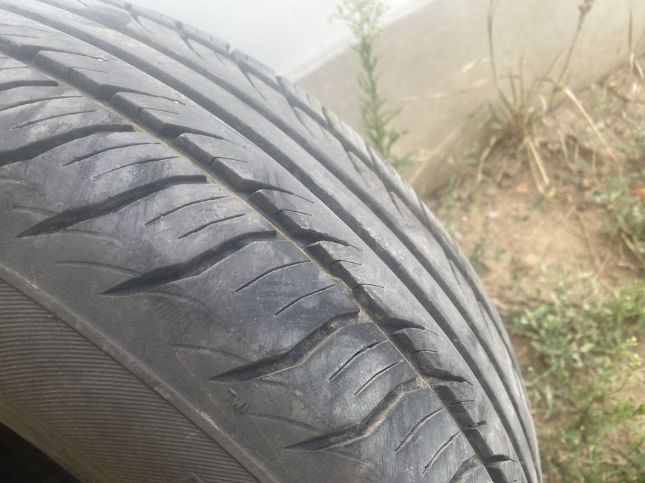 Продам шины на r15