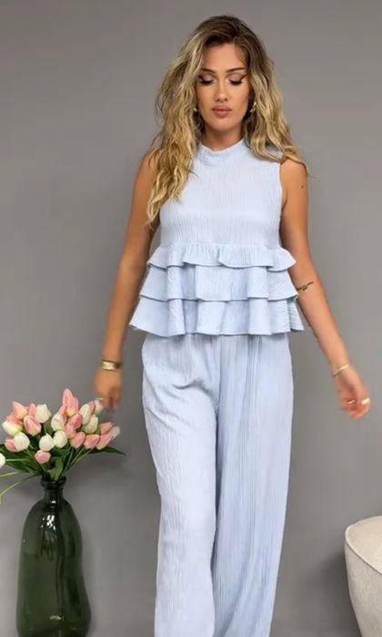 Нов дамски комплект в синьо