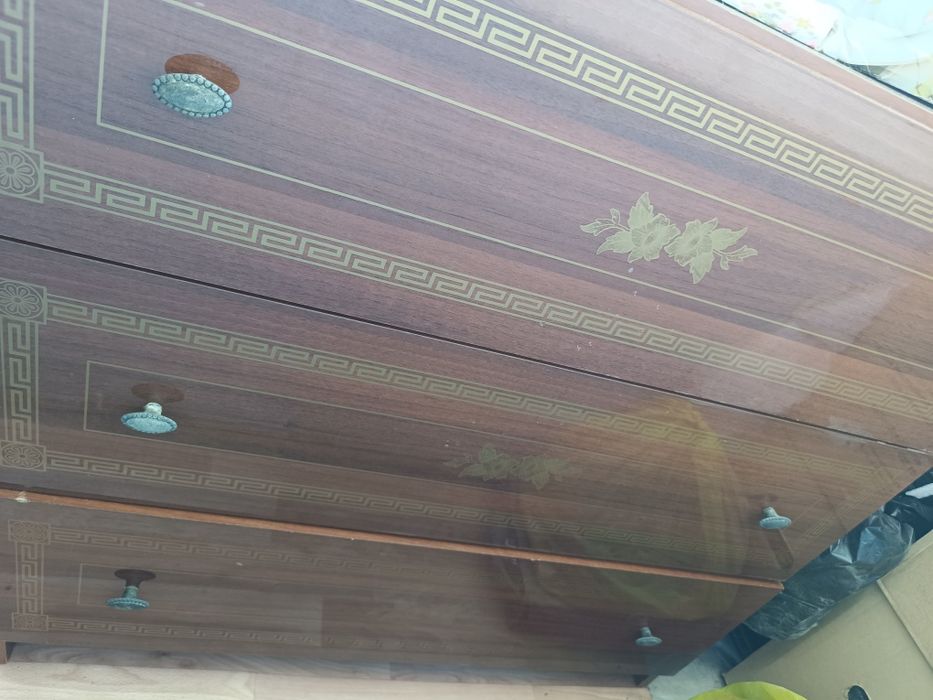 Комод+тумбасымен сатылады