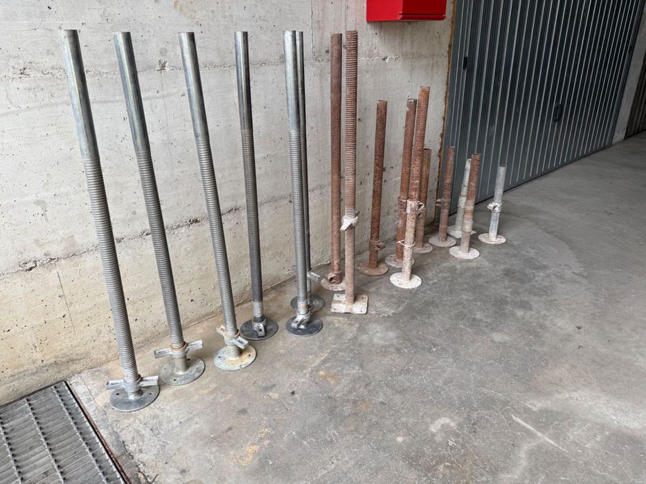 Picioare reglabile pentru schelă model italian 3,8 cm