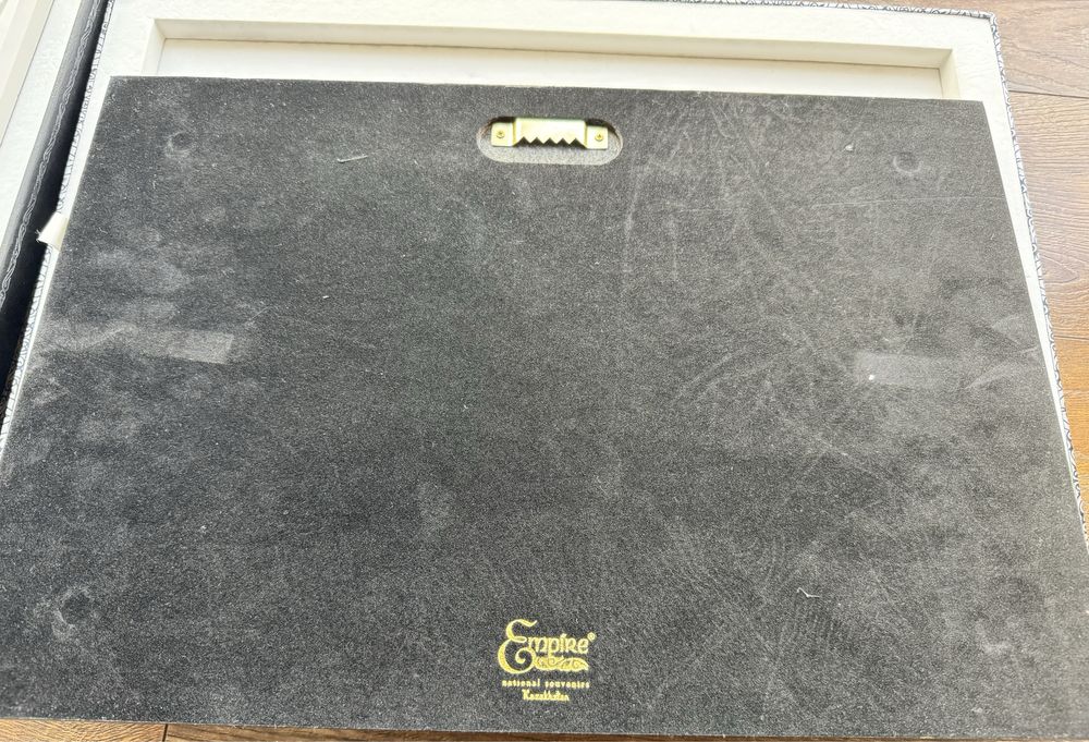 Картины Empire Kazahstan Gold