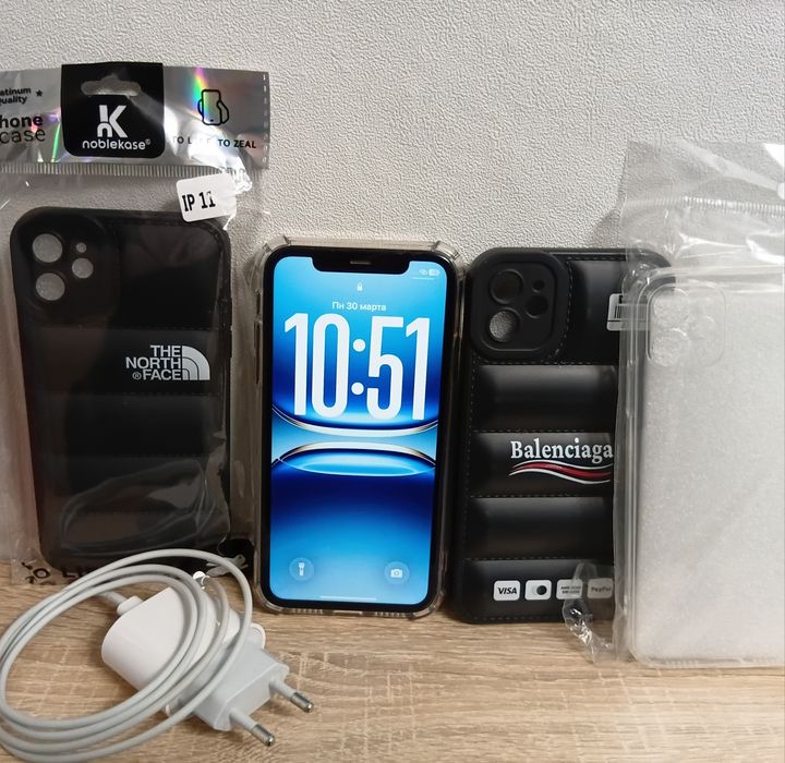 IPhone 11, Акб 75% .