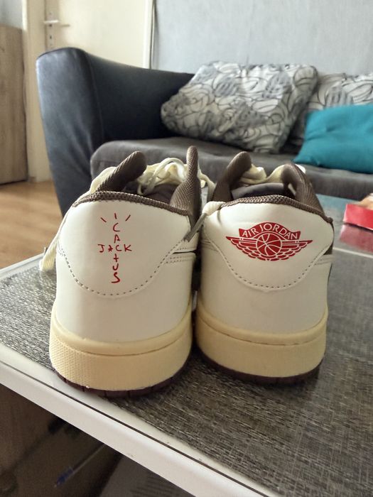 Air Jordan 1 Low OG SP Travis Scott Reverse Mocha.