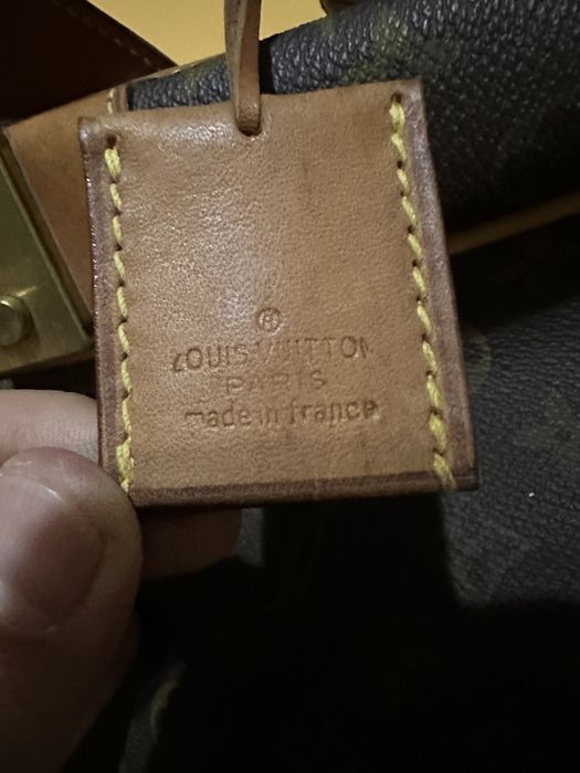 Пътна чанта на Louis Vuitton напълно оригинална