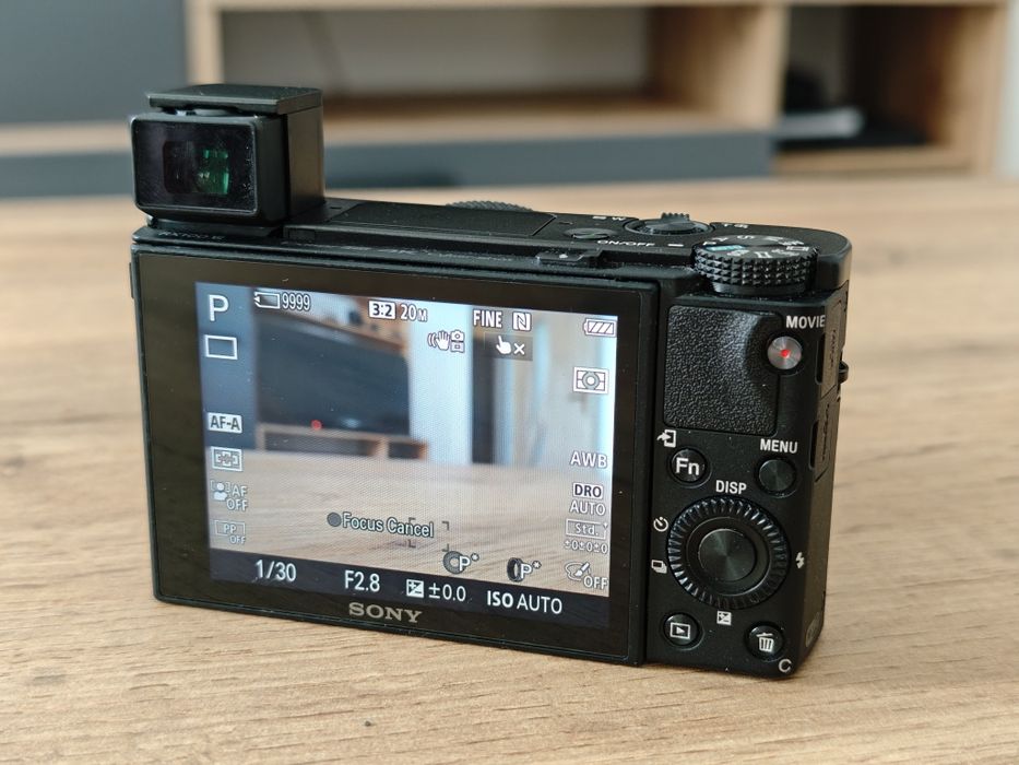 Sony RX100 Mark VI (Комплект) гр. София Овча купел • OLX.bg