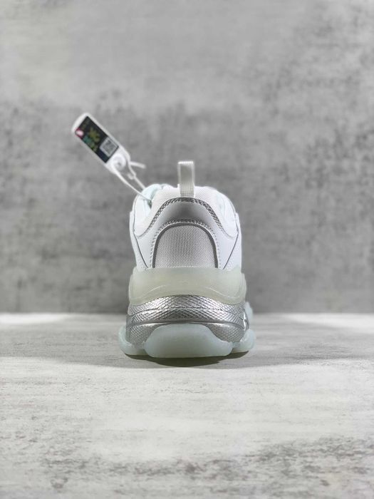 Adidasi Balenciaga Triple S Calitate Premium
