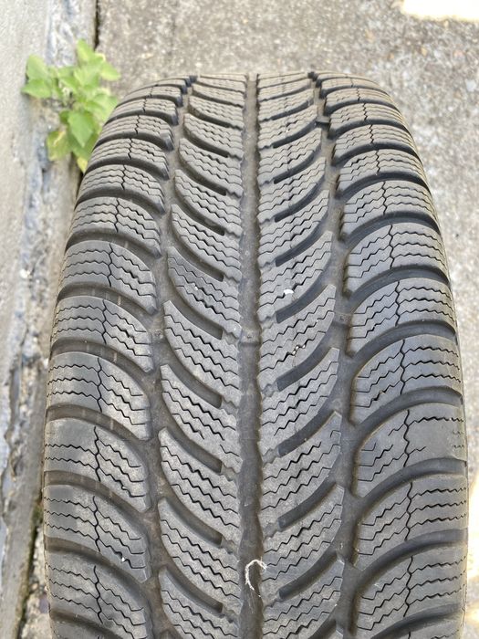 Jante BMW originale R16 205/55/16 cu anvelope iarna