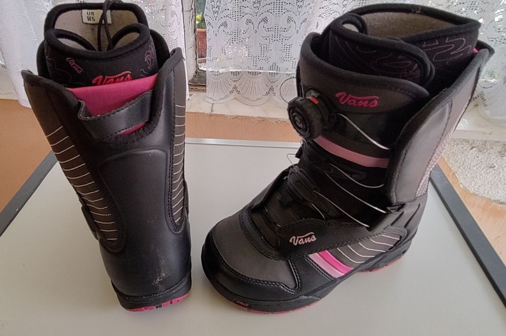 Ghete ski VANS, impecabili
