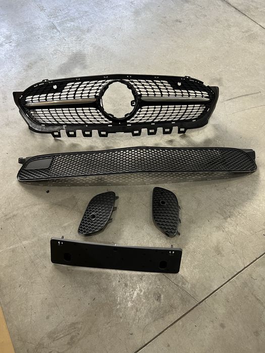 Grila Radiator Amg Diamond Mercedes A class W177