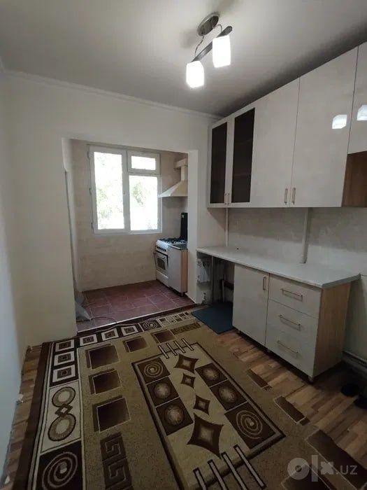 Срочно! Квартира на Бобура -Корзинка Аэропорт 2/2/9 общ пл 60м