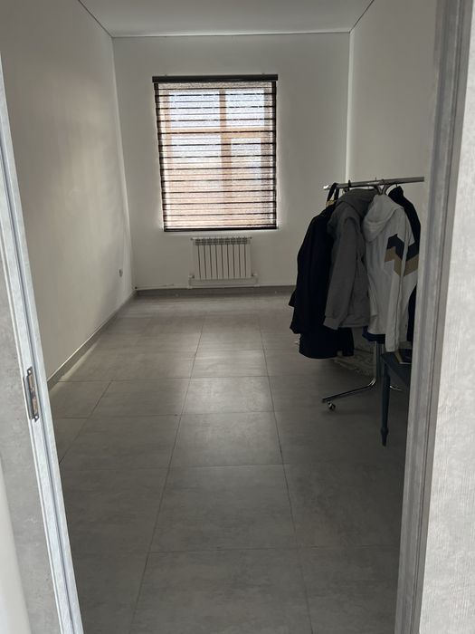 Продам комерческое помещение, в черте города ,