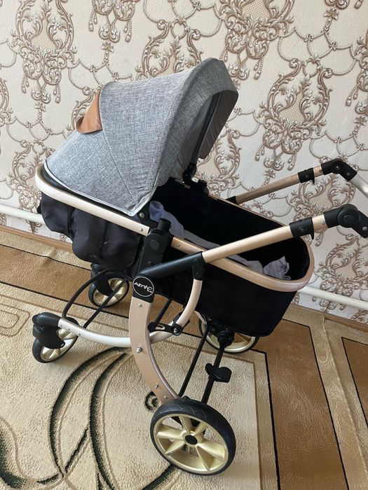 Продам хорошую коляску