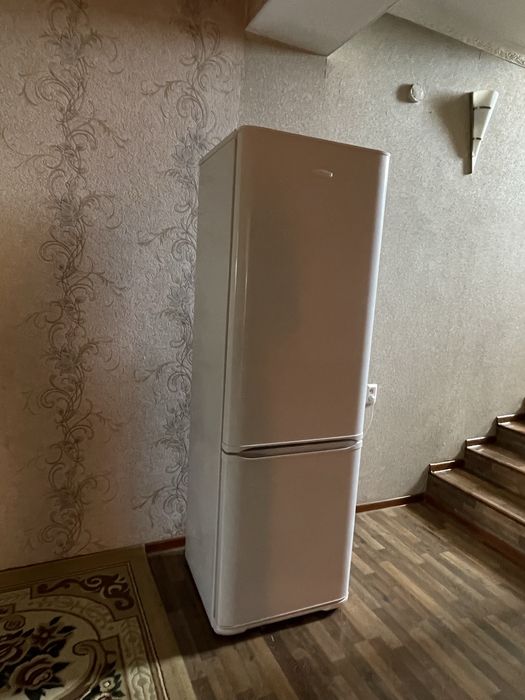 холодильник Бирюса