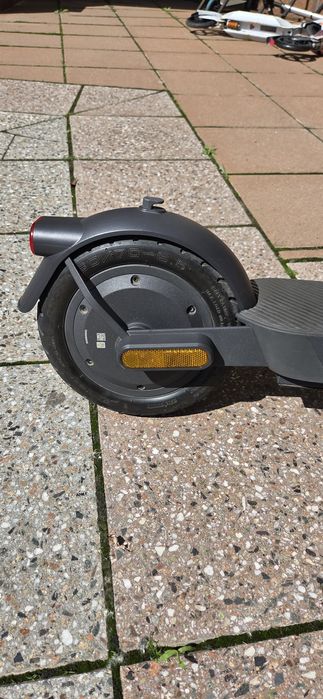 Продам электросамокат Xiaomi 5GL