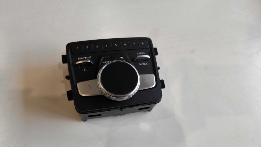 AUDI АУДИ конзола за мултимедията а4 , а5 , s4 , s5 , q5 , sq5