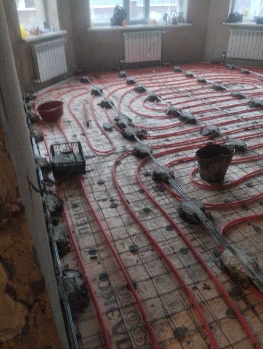 Наполные работы и заливка полы