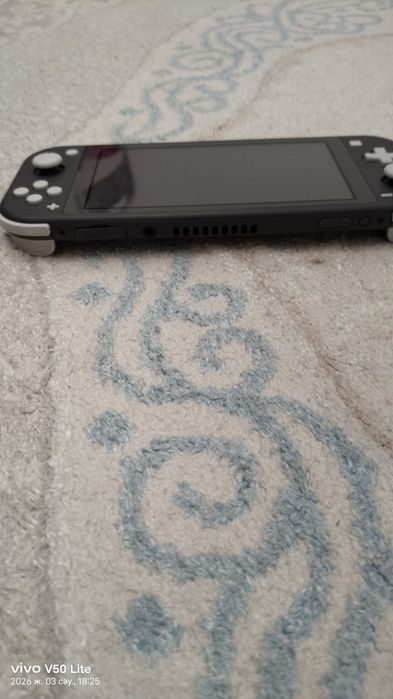 Нитендо свичь лайт