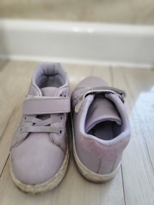 Продам обувь детские