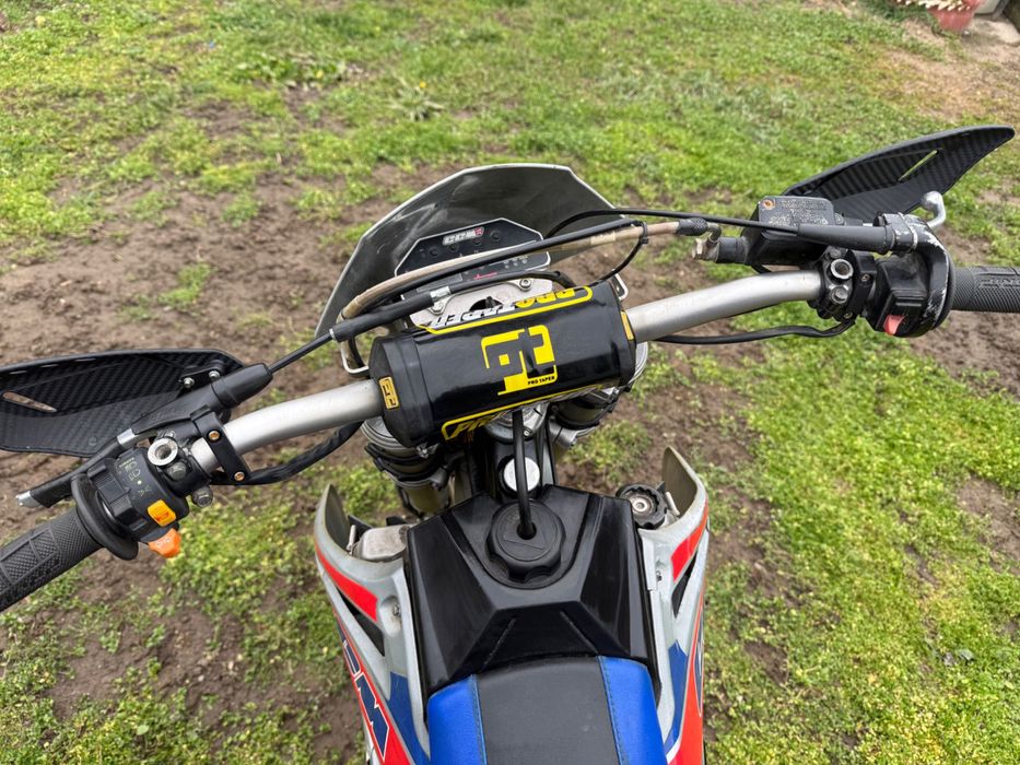 Продава се Suzuki drz 400