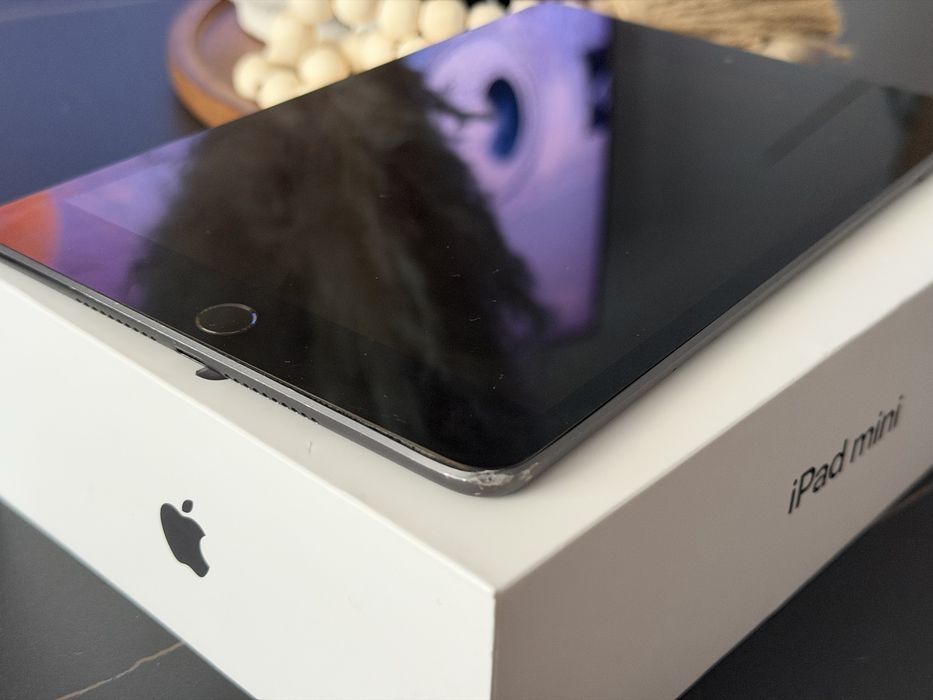 Ipad Mini 5 64GB Wifi + Cellular