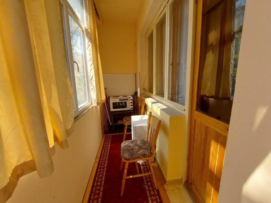 Дава се под наем Двустаен апартамент в Велико Търново, Център - 58 кв.м за 280.5 € - Снимка #7