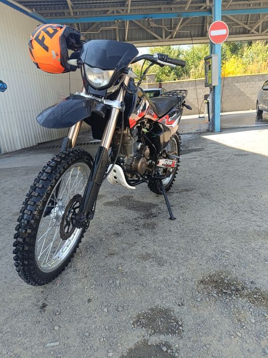 Продам мотоцикл 06