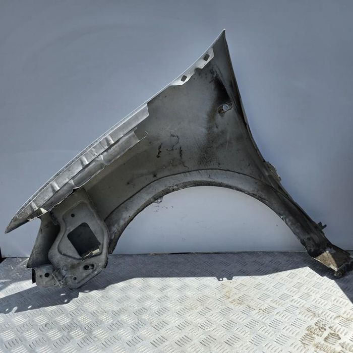 Aripa fata dreapta Dacia Sandero 2