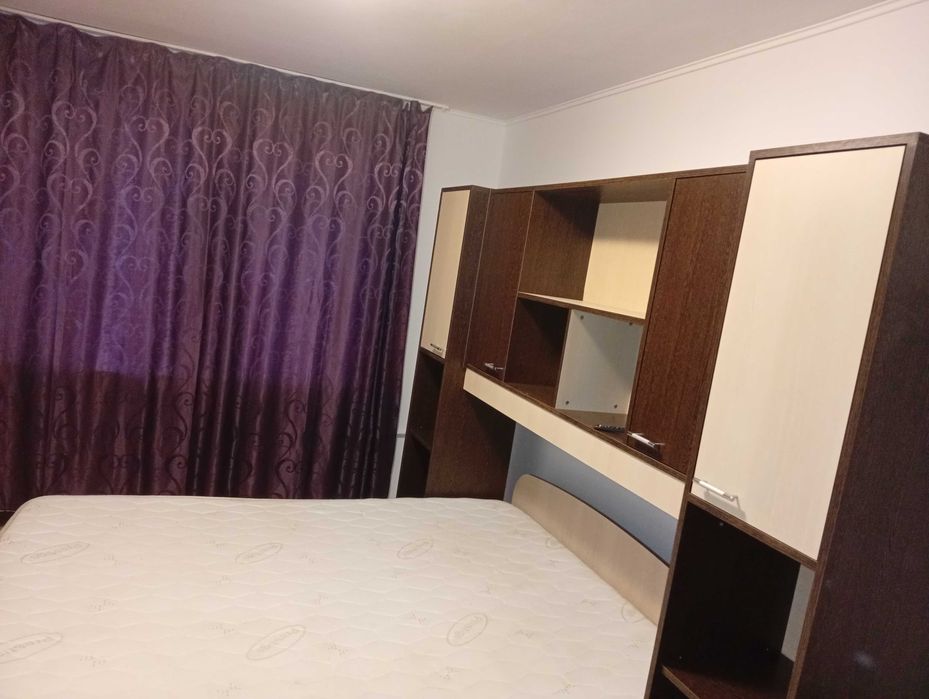 Inchiriez apartament decomandat GARA