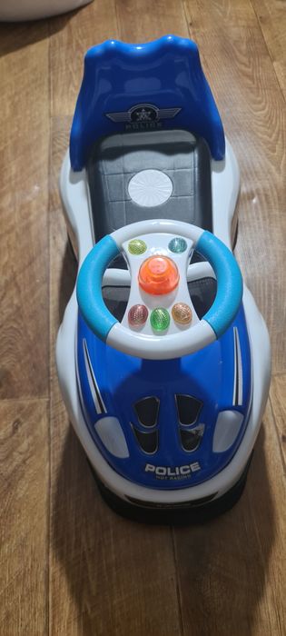 Jucarii:Sandale nr 29, Boxa Karaoke, Mașinuța Politie, Set construcție