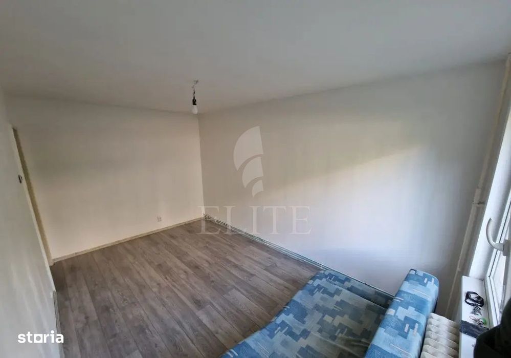 Apartament 3 camere în zona SIRENA