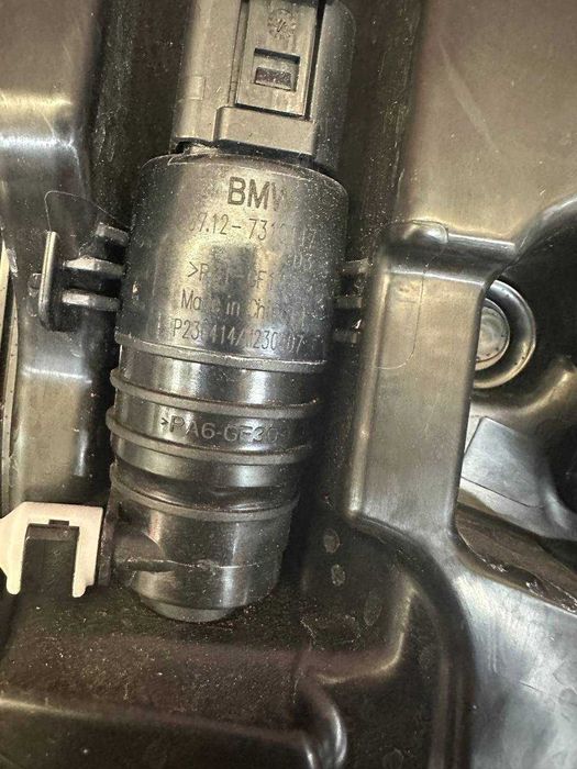 Rezervor lichid parbriz BMW XM M G09