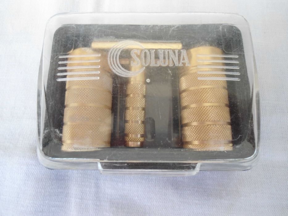 РЕТРО комплект за бръснене