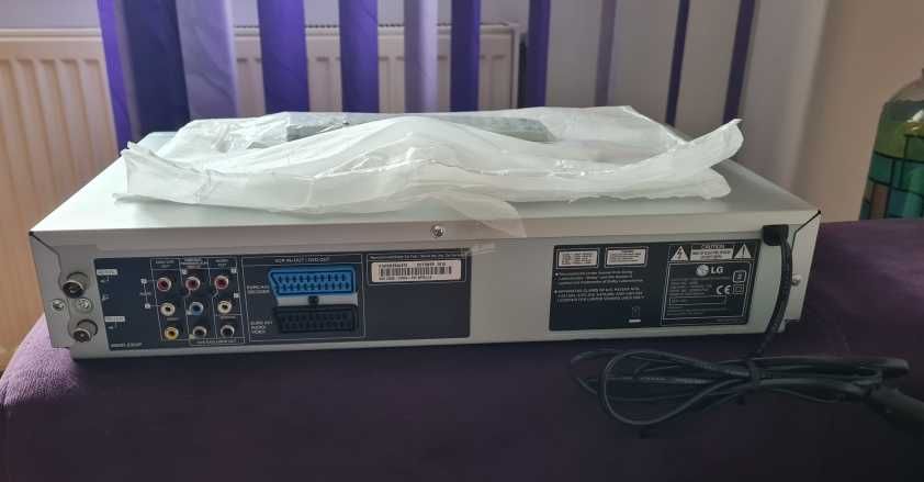NOU- video recorder DVD combo LG
