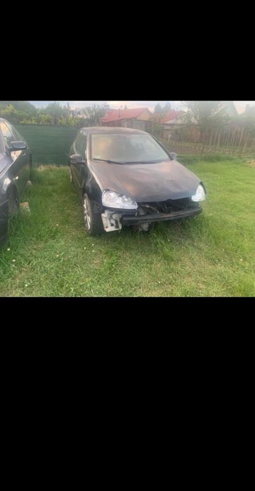 Dezmembrez Golf V 1.6i BGU