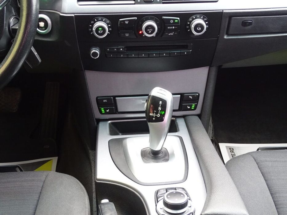 BMW 5 Series 2008 — imagine 10