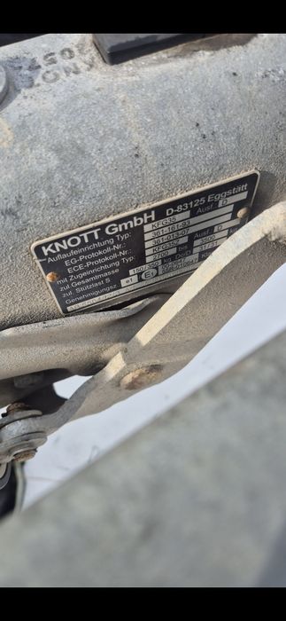 Vand platforma auto 3,5 tone 2 pozitii