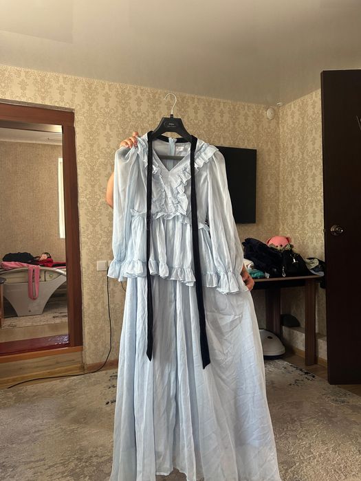 Продам платье в отличном состоянии