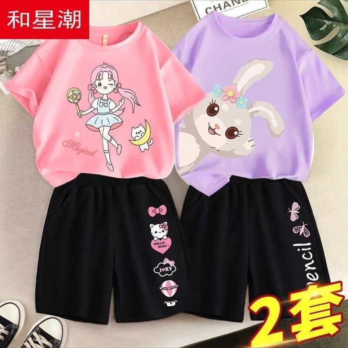 Продам летний детский костюм