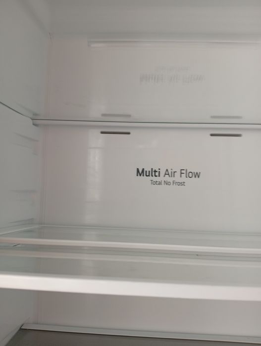 Продаю холодильник LG