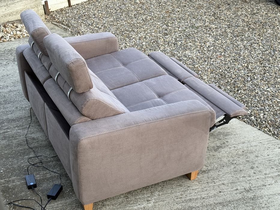 Canapea cu reglaj electric / Germania