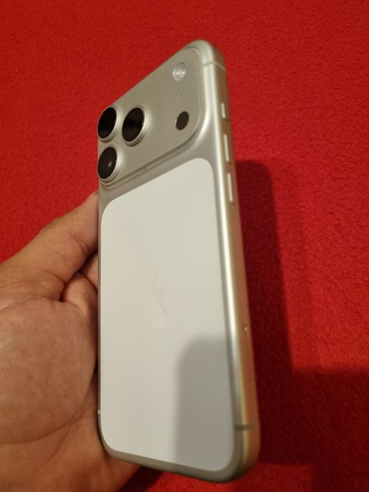 Iphone 17 Pro impecabil
