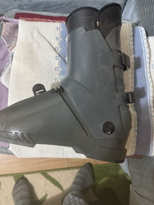 Clapari 43-44 nepurtati