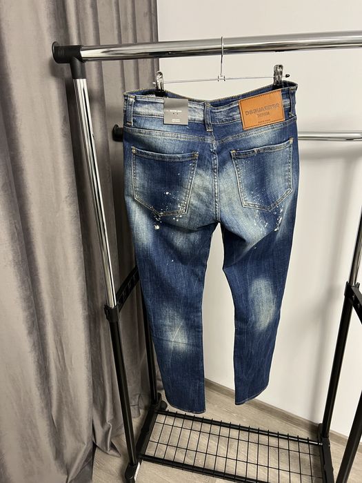 Blugi DSQUARED2 super calitate