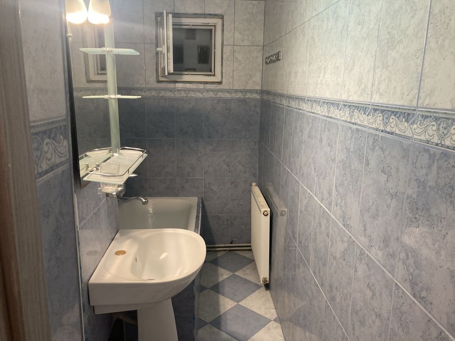 Inchiriez ap 2 camere