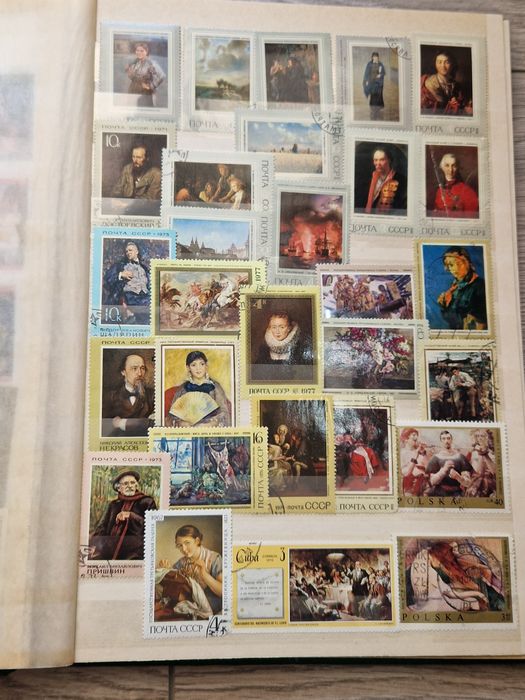 Класьор с пощенски марки