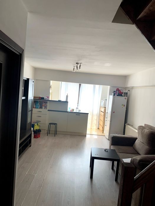 Vand / Inchiriez apartament 2 camere